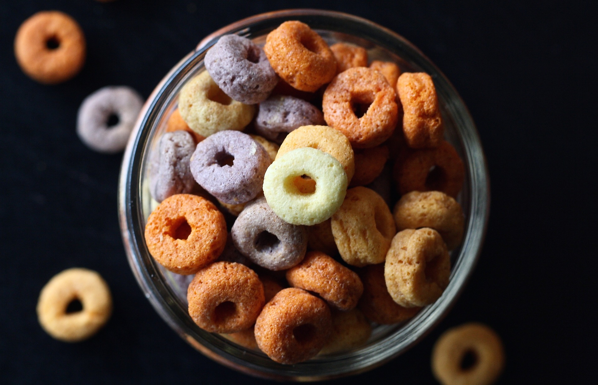 Are Cheerios Healthy? Nutrients, Flavors, and More